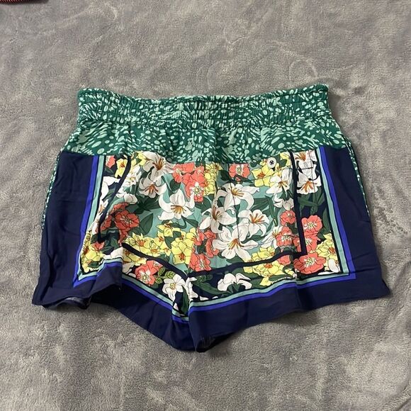 Anthropologie Hei Hei lotus shorts - Picture 5 of 6